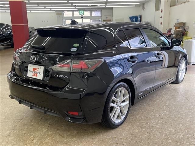 Lexus CT 2014-01 195066-4