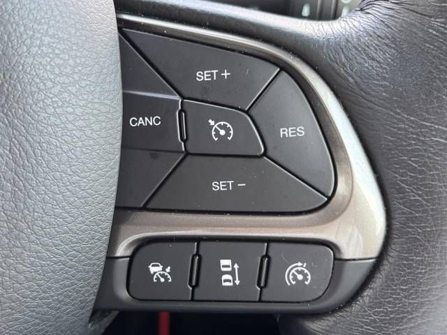 Jeep RENEGADE 2018-07 26894-6