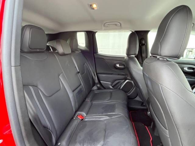 Jeep RENEGADE 2018-07 26894-9