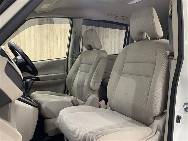 Nissan SERENA 2016-09 183712-22