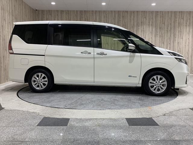 Nissan SERENA 2016-09 183712-3