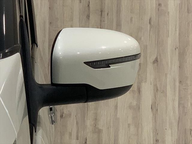 Nissan SERENA 2016-09 183712-12