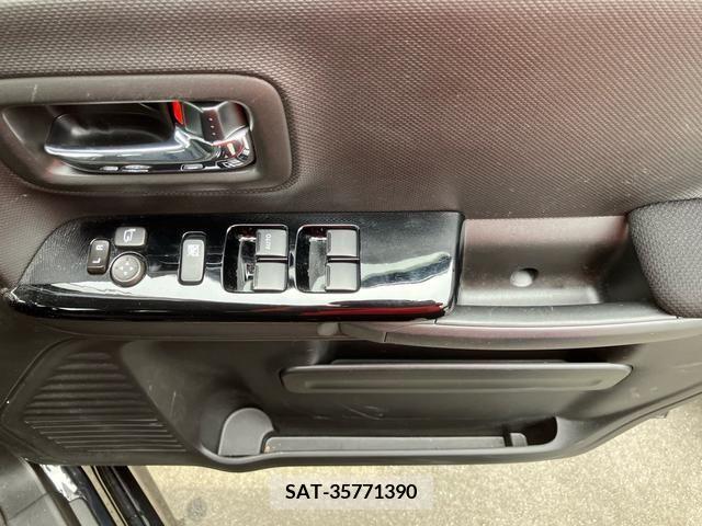 Suzuki SPACIA 2021-08 312458-12