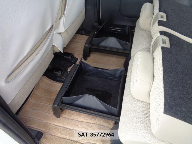 Daihatsu MOVE 2017-02 348340-13