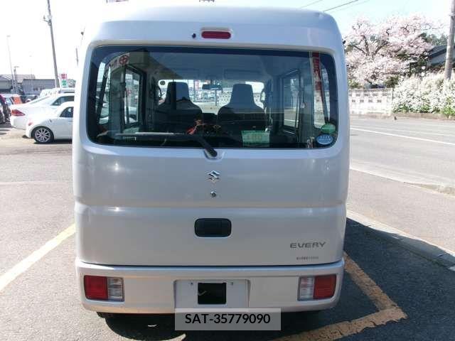 Suzuki EVERY 2016-09 239468-5