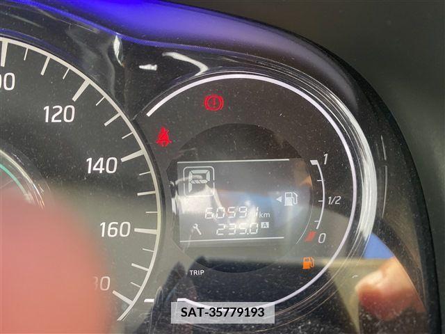 Nissan NOTE 2013-03 372086-13