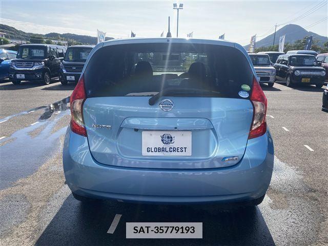 Nissan NOTE 2013-03 372086-10