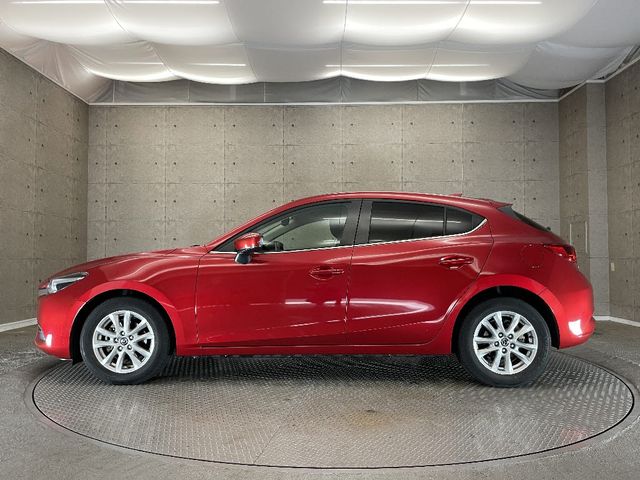 Mazda AXELA SPORT 2016-07 8900-8