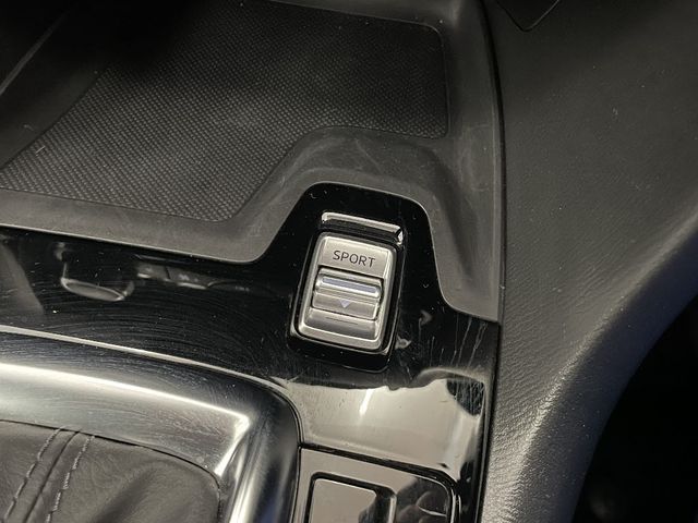 Mazda AXELA SPORT 2016-07 8900-22
