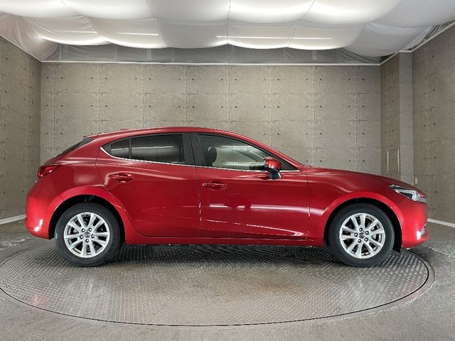 Mazda AXELA SPORT 2016-07 8900-7