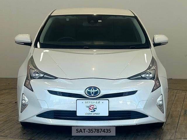 Toyota PRIUS 2016-02 282069-11