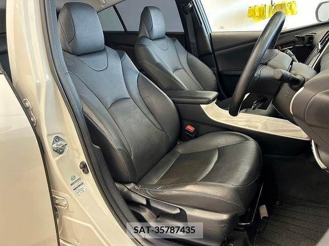 Toyota PRIUS 2016-02 282069-8