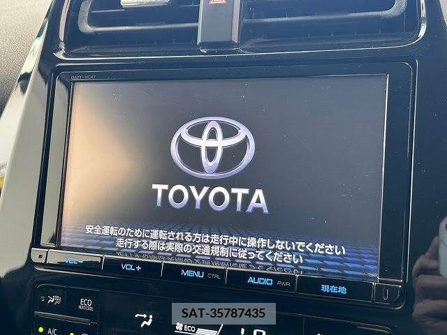 Toyota PRIUS 2016-02 282069-2