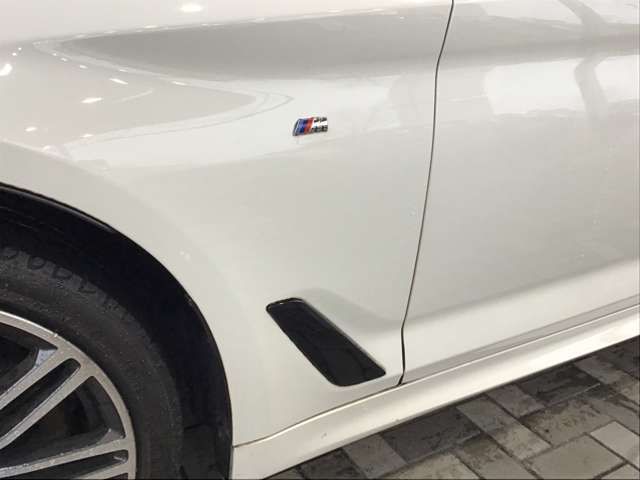 Bmw 5 SERIES 2017-12 1327-7