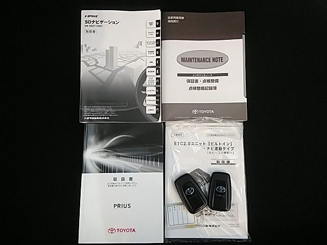 Toyota PRIUS 2018-03 19041-19