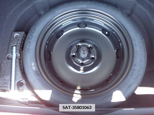 VolksWagen GOLF 2021-08 343183-24