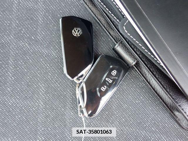 VolksWagen GOLF 2021-08 343183-29