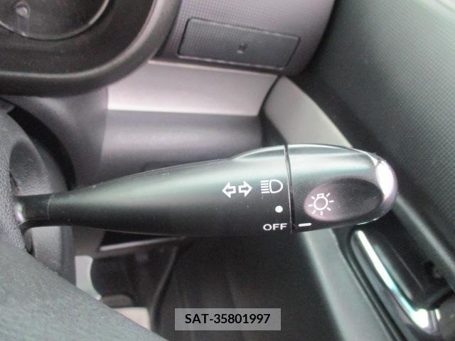 Daihatsu MOVE CONTE 2013-06 341719-11