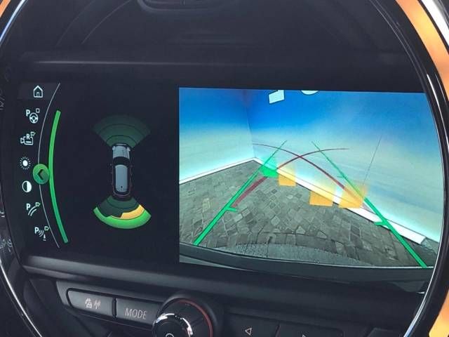 Bmw MINI 2019-06 28071-4