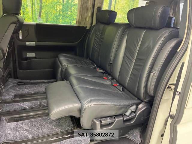 Nissan ELGRAND 2008-04 268492-6