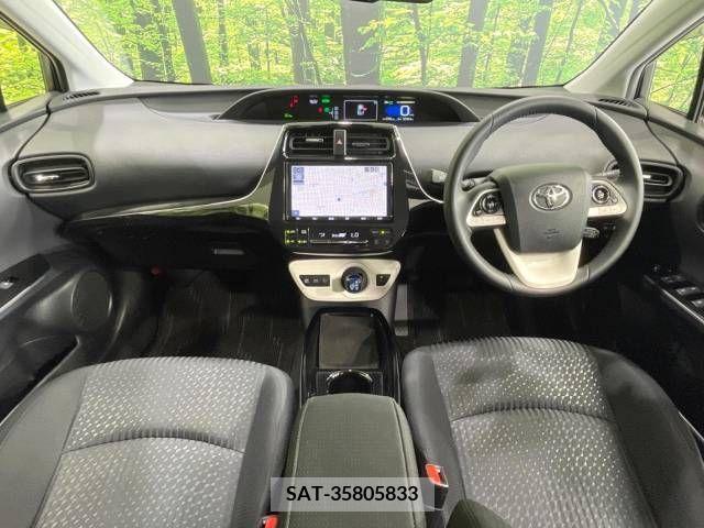 Toyota PRIUS 2018-12 322292-1
