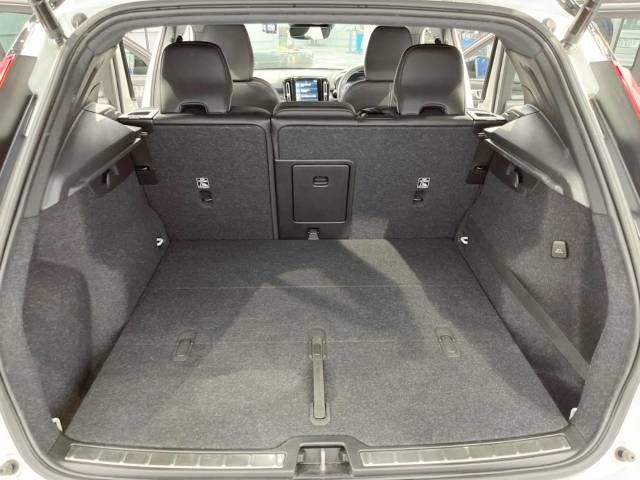 Volvo XC40 2021-01 6875-9