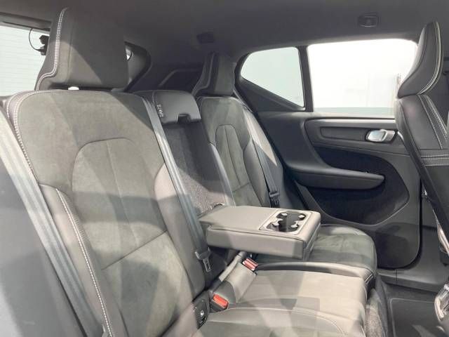 Volvo XC40 2021-01 6875-11