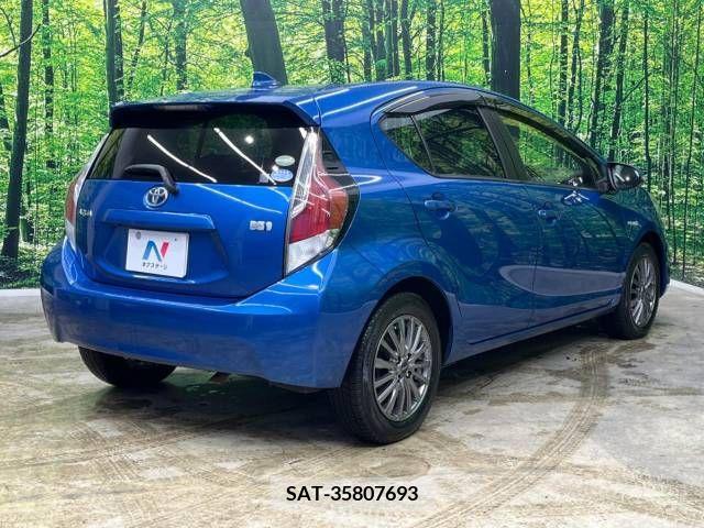 Toyota AQUA 2017-03 247748-17