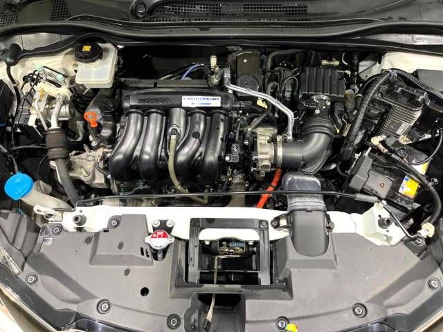 Honda VEZEL 2016-11 185518-18