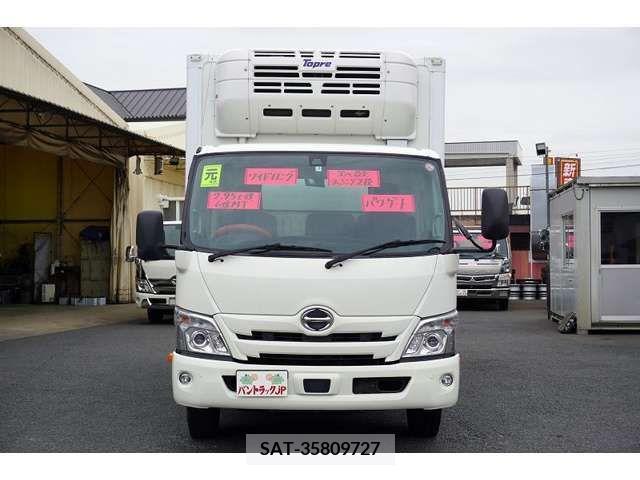 Hino DUTRO 2019-08 296660-1