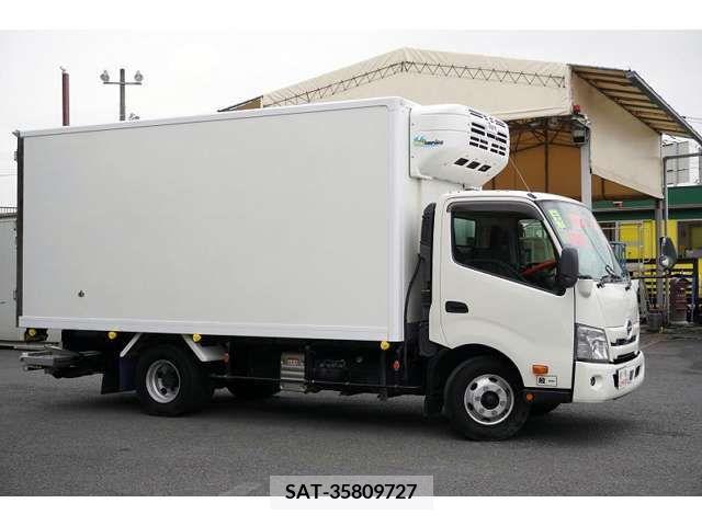 Hino DUTRO 2019-08 296660-5