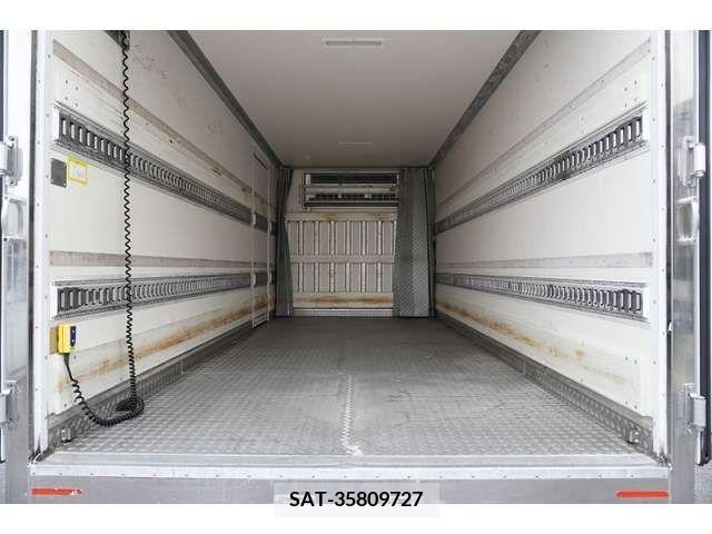 Hino DUTRO 2019-08 296660-19