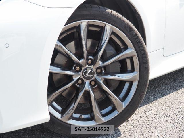 Lexus RC 2021-05 300063-8