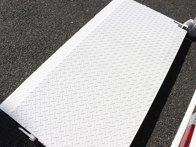 Mitsubishi CANTER 2017-03 27905-9