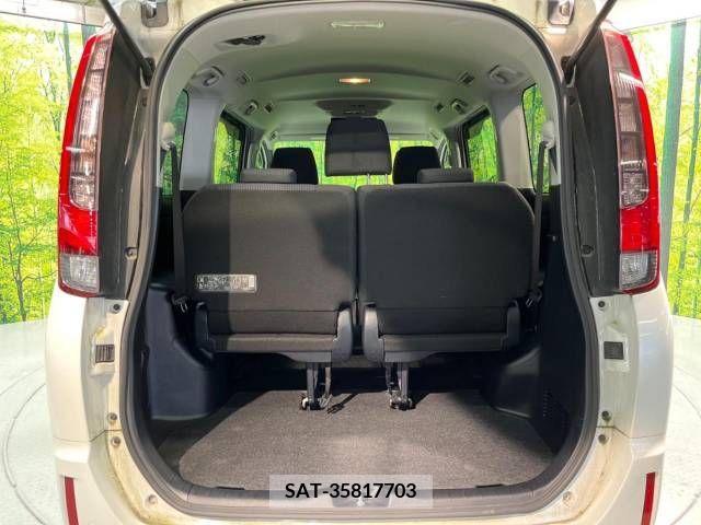 Toyota NOAH 2014-02 321370-10