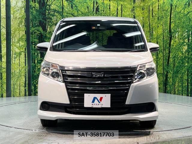 Toyota NOAH 2014-02 321370-14