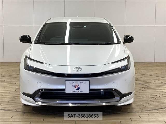 Toyota PRIUS 2023-03 240646-2