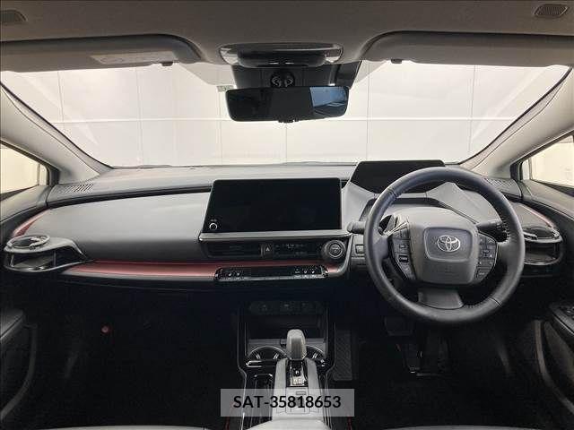 Toyota PRIUS 2023-03 240646-1