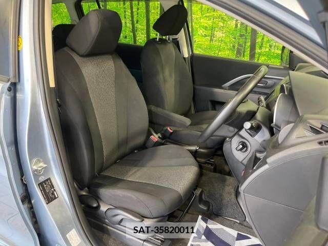 Mazda PREMACY 2011-12 349977-8