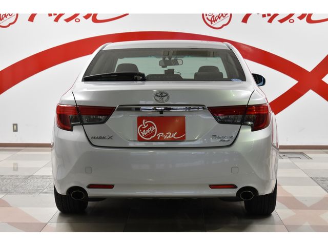 Toyota MARK X 2013-04 20850-27