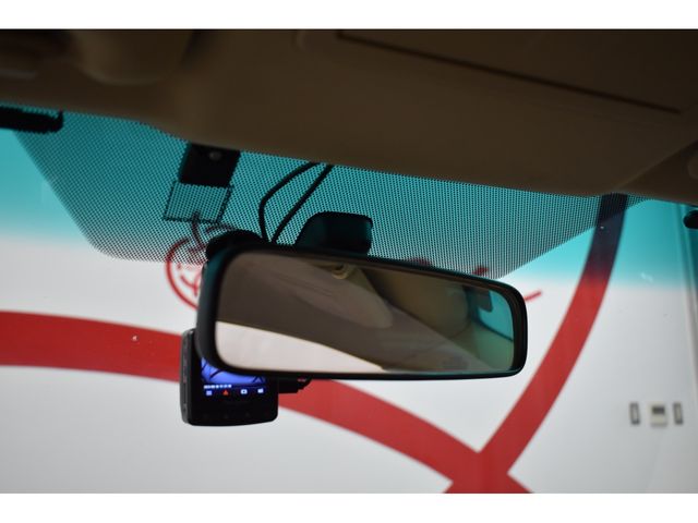 Toyota MARK X 2013-04 20850-26