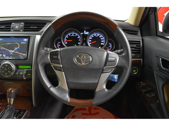 Toyota MARK X 2013-04 20850-6