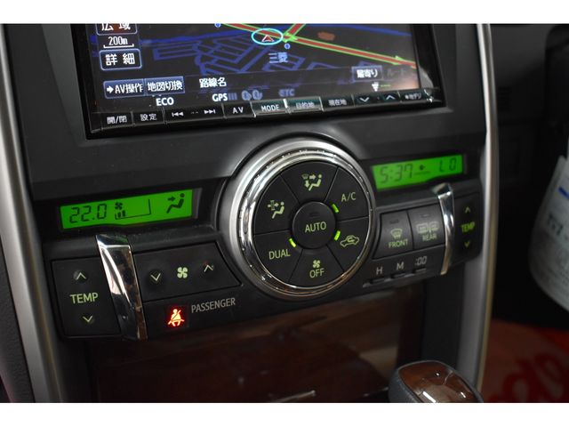 Toyota MARK X 2013-04 20850-23