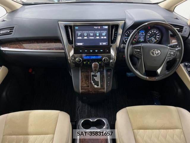 Toyota ALPHARD 2018-10 395509-1