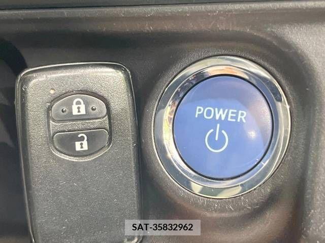 Toyota AQUA 2012-01 292197-4