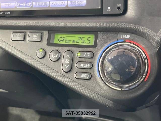 Toyota AQUA 2012-01 292197-6