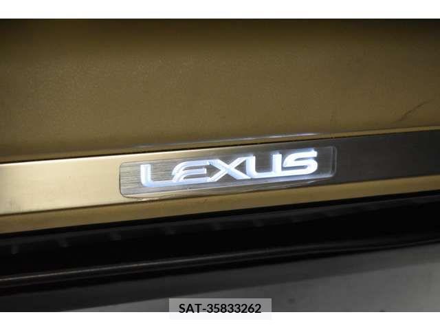 Lexus IS 2008-07 205306-15