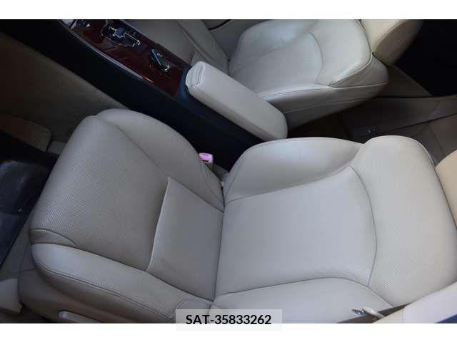 Lexus IS 2008-07 205306-12