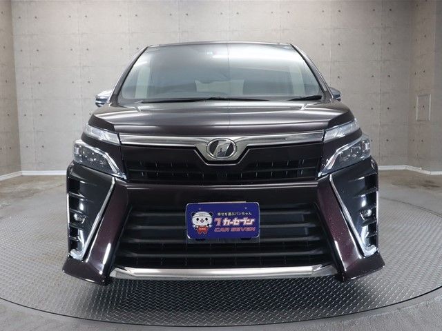 Toyota VOXY 2018-11 11601-20