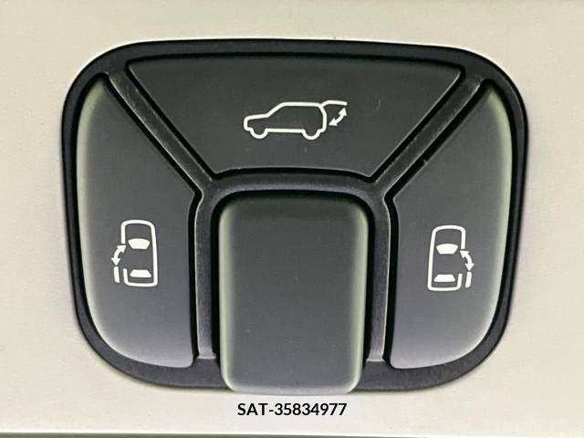 Toyota VELLFIRE 2013-08 220596-6